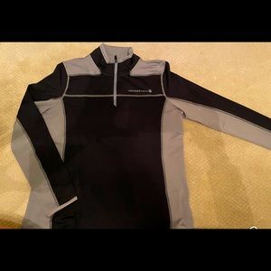 NWT- Vineyard Vines pull over 1/4 zip- Size Large